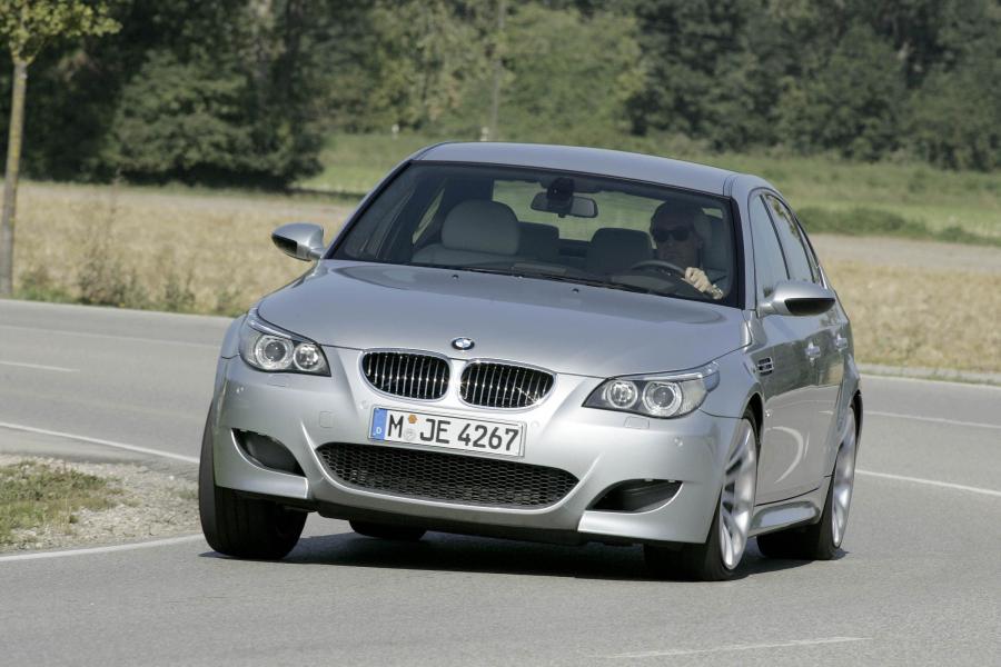  BMW M5 (E60) 2004 года  (WW) (фото 11 из 98)